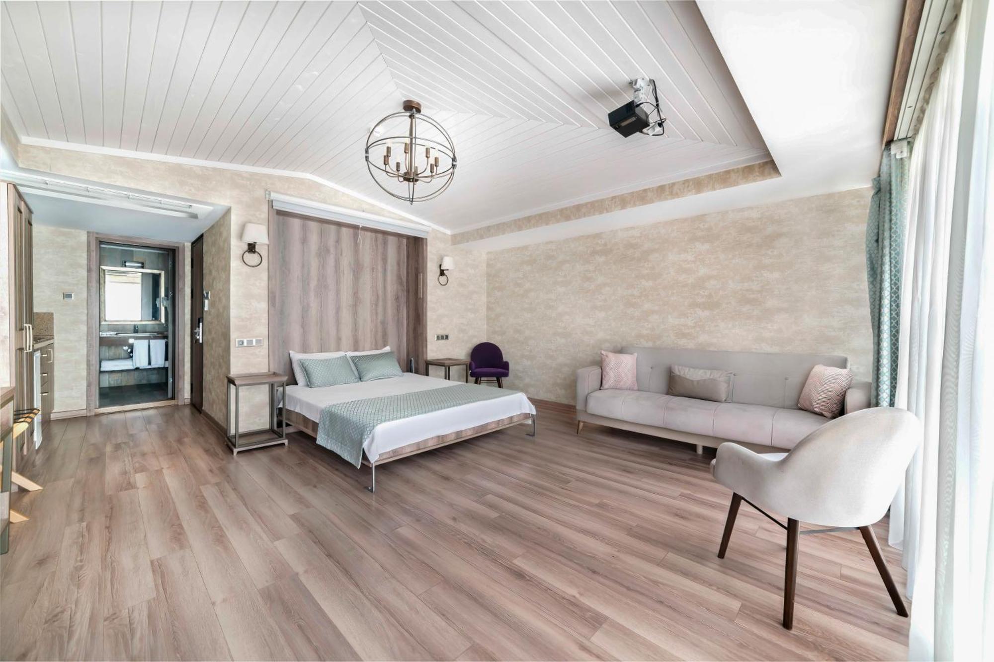 Castle Franco Suites Истанбул Екстериор снимка